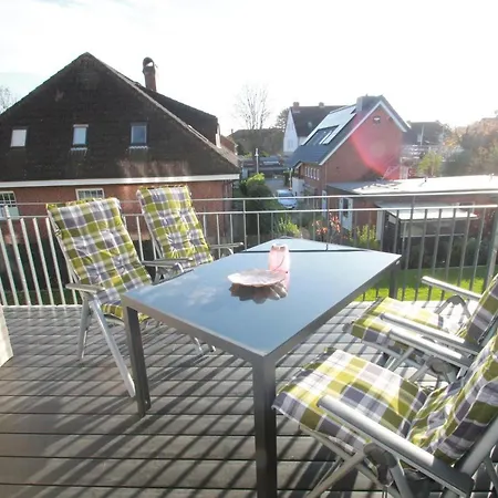 2605 - Strandwiese 18 *