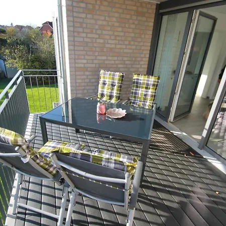 2605 - Strandwiese 18 *